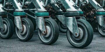 Bioskop CGV pun Tak Bisa Menyelamatkan Transmart yang Pelan-pelan "Mendatangi Ajal": Bioskop Rame, tapi Tak Ada yang Belanja