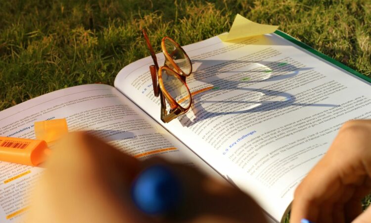 UNNES Kampus 1000 Ospek, Maba Bersiaplah Menghadapi Ospek yang Banyak dan Nggak Ada Isinya Mojok.co