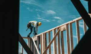 Kuli Bangunan Curang Bikin Pemilik Rumah Rugi Besar, Material Bangunan hingga Upah Dimanipulasi Semua