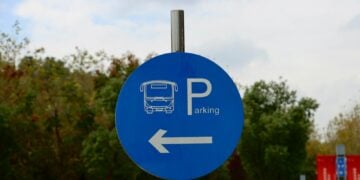 Parkiran Bus Senopati, Biang Kerok Kemacetan Jalan Panembahan Senopati Jogja Mojok.co