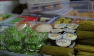 5 Rekomendasi Jajanan Pasar Favorit di Holland Bakery, Cocok Jadi Camilan maupun Buah Tangan