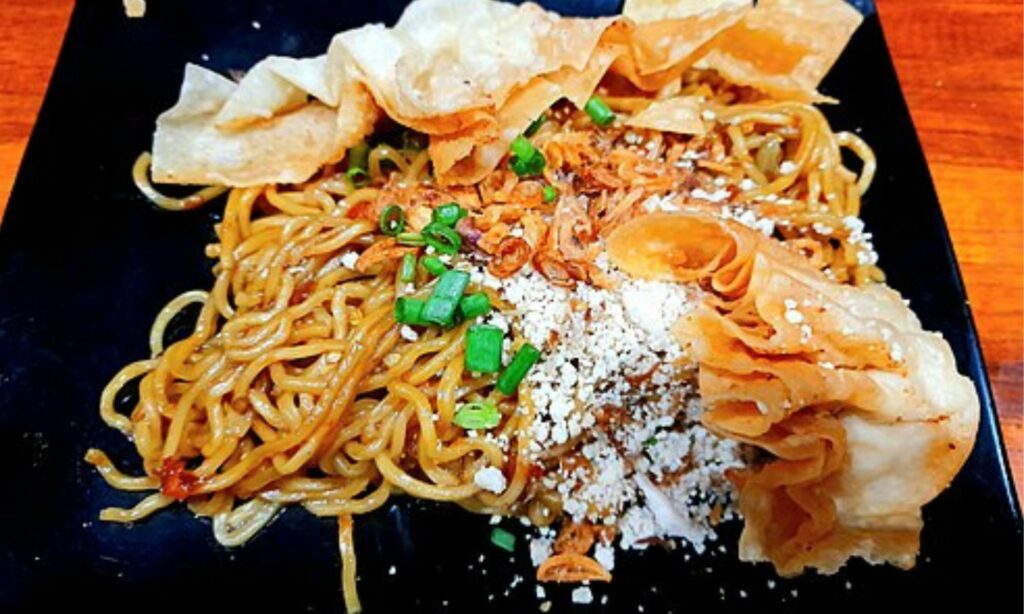 Pesan Penting untuk Mie Gacoan dari Pelanggan, Jangan Menunggu Sepi untuk Berinovasi! Mojok.co