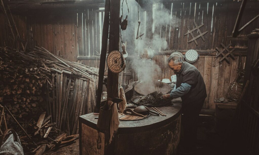 Nasib Pilu Pekerja Serabutan, Bisa Kerja 12 Jam Sehari Tanpa Jaminan Layak, tapi Tetap Dicap Malas oleh Masyarakat Mojok.co