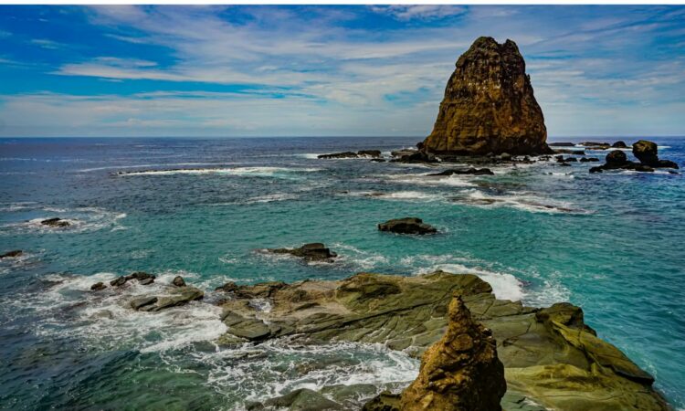 Destinasi Wisata di Jember yang Sebaiknya Jangan Dikunjungi Saat Bulan Suro Mojok.co malang