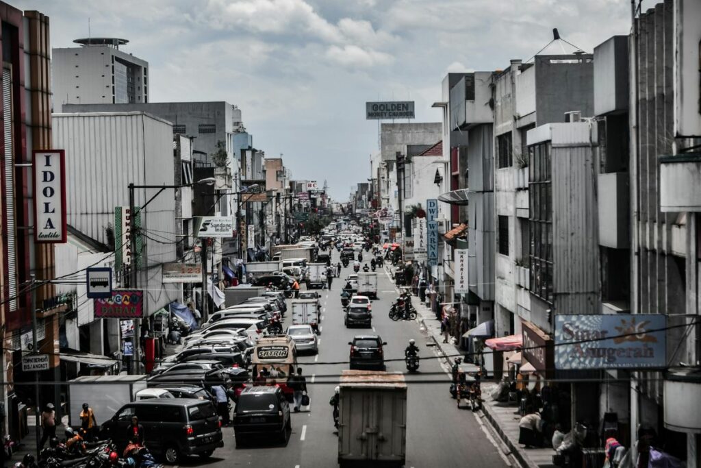 Bandung (Katanya) Kota Wisata, tapi Wisatawan Mau Parkir Saja Susah