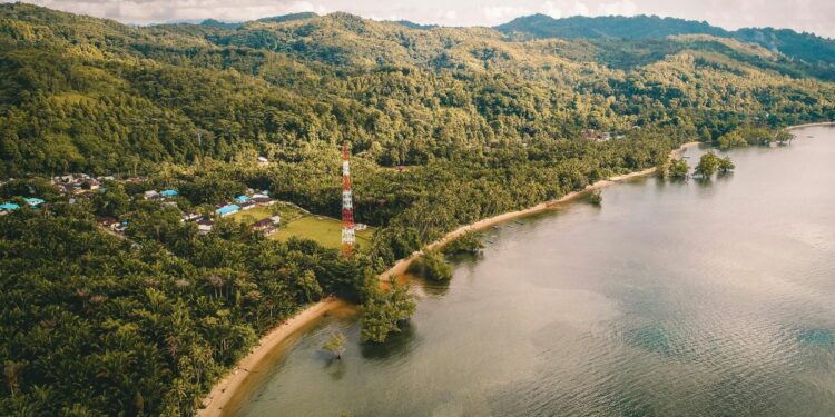 Perjalanan Panjang ke Kota Tidore Kepulauan Melelahkan, tapi Begitu Sampai Malah Betah. Hampir Tak Ada Tukang Parkir di Sana