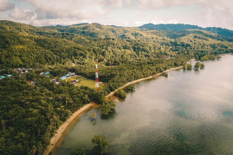Perjalanan Panjang ke Kota Tidore Kepulauan Melelahkan, tapi Begitu Sampai Malah Betah. Hampir Tak Ada Tukang Parkir di Sana