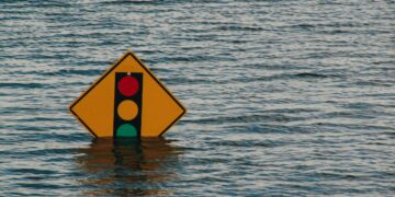 Nestapa para Pelaju Semarang-Demak, Tiap Hari Cemas karena Banjir Rob Sayung Demak Semakin Mengerikan