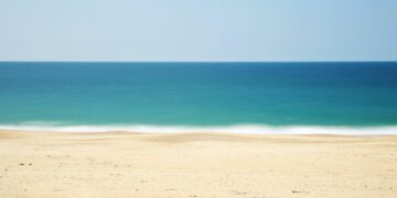 6 Pantai di Tulungagung yang Nggak Layak Dikunjungi Saat Liburan