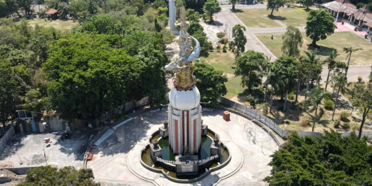 Sidoarjo Perlakukan Anak Muda seperti Pengemis Kerja (Unsplash)