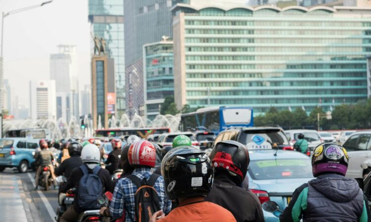 Kendaraan Plat F Lebih Beringas daripada Plat B Jabodetabek Mojok.co