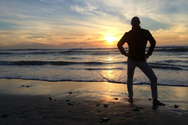 Alumni UNY Boleh dan Layak Bangga dengan Kampusnya, Nggak Perlu Pura-pura Bangga kayak Alumni UNESA!