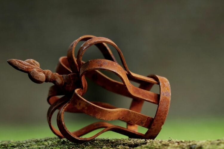 Kampus Bukan Kerajaan, Dosen Bukan Sultan, dan Mahasiswa Bukan Rakyat yang Pantas Diinjak-injak