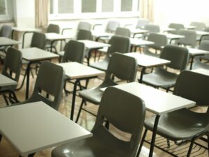 SMP Negeri 7 Bandung: Sekolah Negeri Rasa Pesantren, Terlalu Ikut Campur Urusan Agama Siswanya