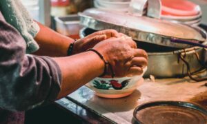 Tukang Bubur Motor, Satu-satunya Hal Baik yang Bisa Dibanggakan dari Tambun Selatan