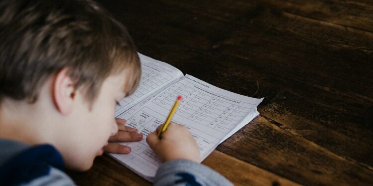 Jangan Mudah Terbujuk Program Bimbel karena Nggak Menjamin Masuk Sekolah Impian dan Bisa Burnout Mojok.co