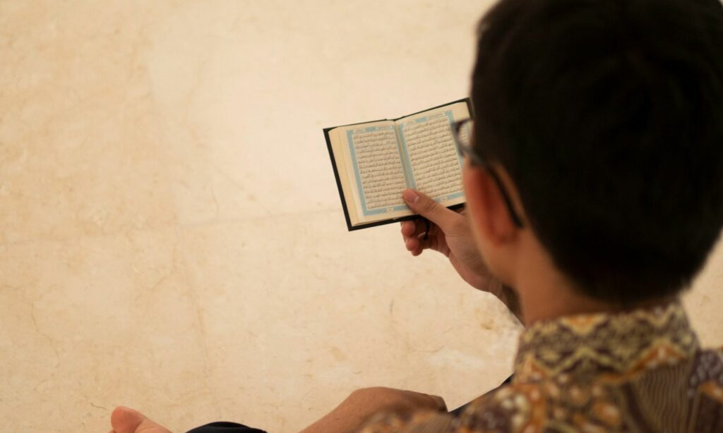 Guru Ngaji Cabul Bikin Hidup Sesama Guru Ngaji Menderita, Orang-orang Jadi Curiga dan Mem-bully dengan Panggilan "Walid" Mojok