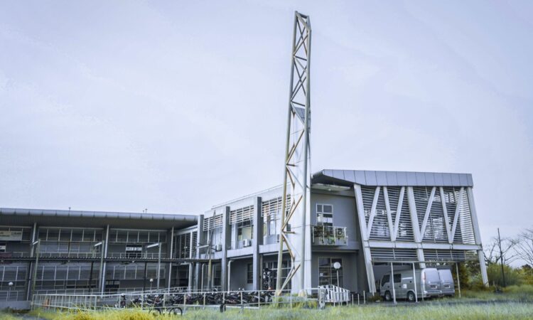 Derita Mahasiswa ITS, Harus Berkali-kali Menjelaskan Kampusnya Bukan Institut Teknologi Surabaya! Mojok.co