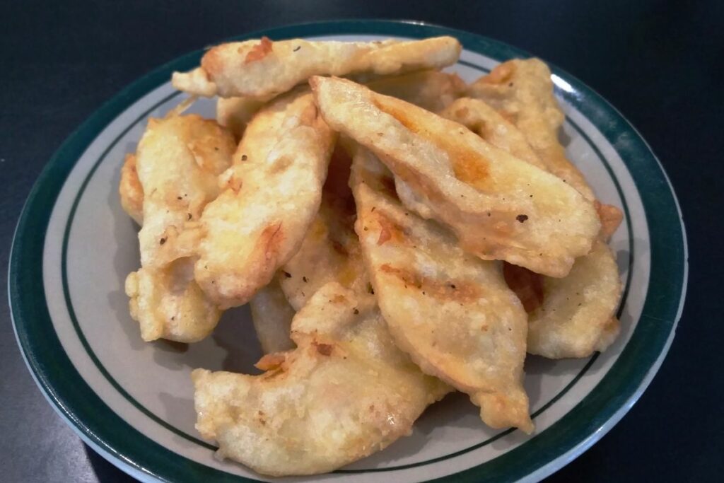Buah Tidak Ditakdirkan Jadi Gorengan, Termasuk Pisang Goreng yang Katanya Camilan Terenak di Dunia