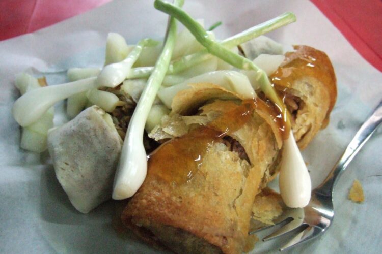 4 Lumpia Semarang yang Bikin Kecewa Wisatawan, Jangan Dibeli