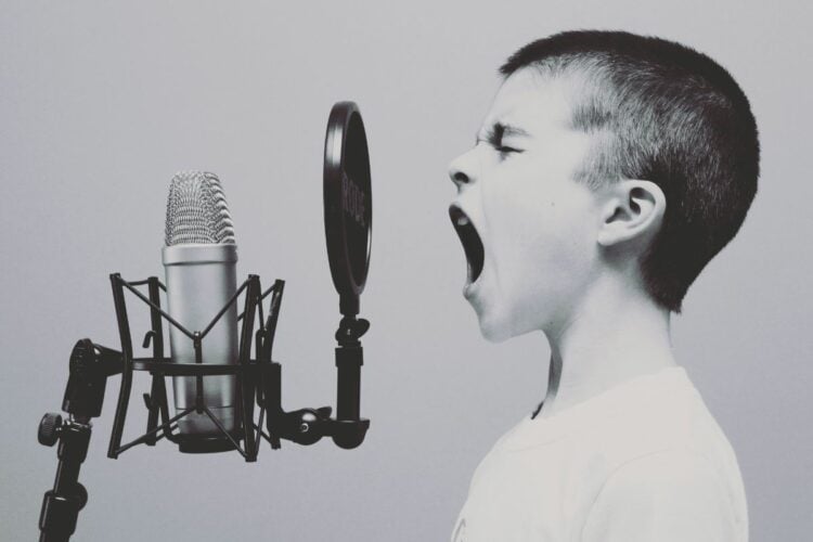 15 Lagu Bahasa Inggris yang Mudah Dihafal dan Dinyanyikan, Cocok buat Belajar