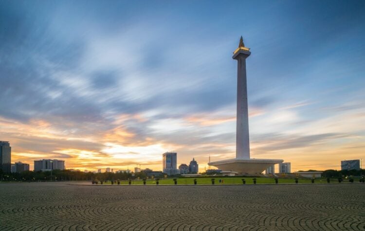 Membantah Nasihat Ibu, Rela Hidup Menderita di Jakarta (Shutterstock)