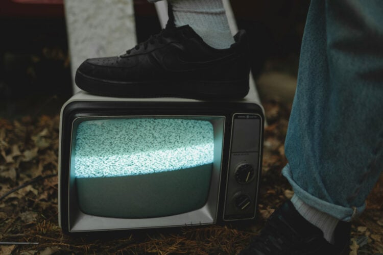 Mengungkap Sisi Gelap Ome TV yang Sangat di Luar Nalar (Unsplash)
