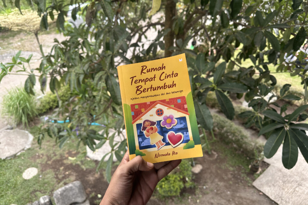 Mindfulness Parenting (Buku Mojok)