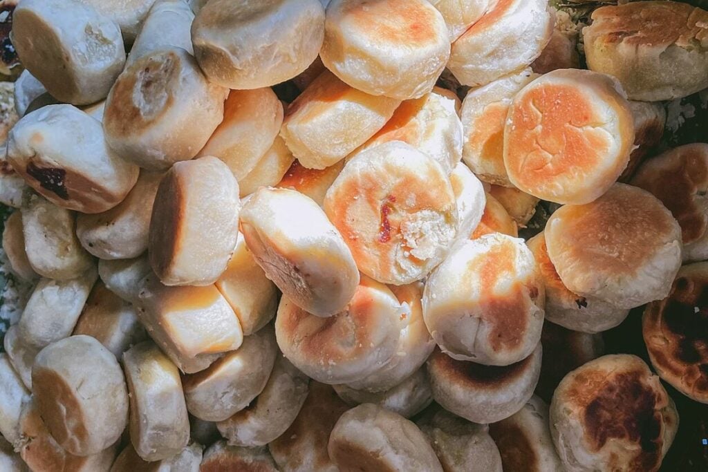 Bakpia Jogja Itu Overrated, Siap-siap Saja Dilibas Pia Kering Malang yang Menang dari Segala Aspek!