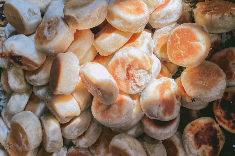 Bakpia Jogja Itu Overrated, Siap-siap Saja Dilibas Pia Kering Malang yang Menang dari Segala Aspek!