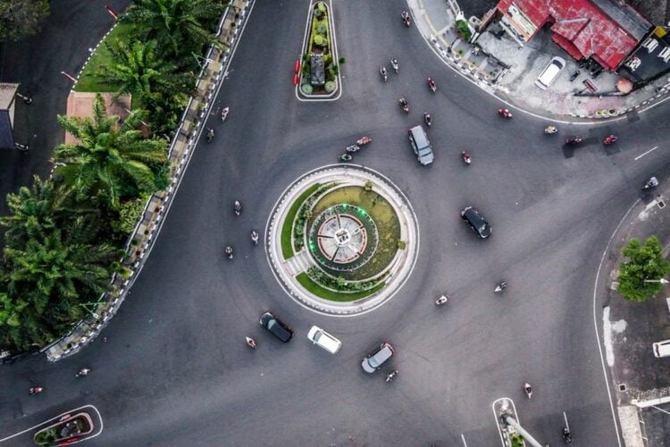 Kenapa Salatiga Menjadi Kota Madya, tapi Kudus yang Lebih Mewah Justru "Cuma" Kabupaten?