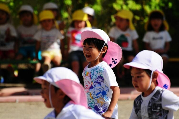 Beratnya Menjadi Guru TK di Desa: Pendidikan Harus S1, tapi Gaji Cuma 300 Ribu