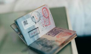 Susahnya Punya Paspor Indonesia, Mau Student Exchange Satu Semester Saja Harus Berjuang