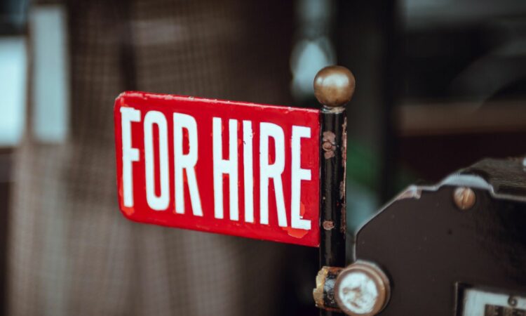 Pahitnya Lulusan SMA seperti Saya Cari Kerja, Bak Mencari Jarum dalam Tumpukkan Jerami Mojok.co