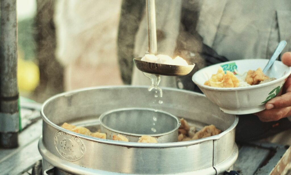 \4 Dosa Penjual Bakwan Kawi Malang yang Jarang Disadari Banyak Pembeli Mojok.co