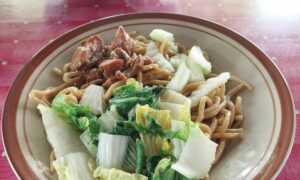 Mie Ayam Goreng, Varian Mie Ayam Paling Sia-sia dan Tidak Diperlukan