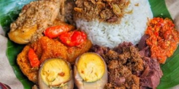 6 Dosa Penjual Gudeg Jogja yang Sulit Dimaafkan Pembeli Mojok.co