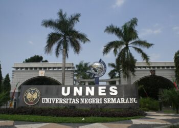 Bukan Buangan dari UNDIP: Kami Mahasiswa UNNES, Bukan Barang Retur! kampus di semarang