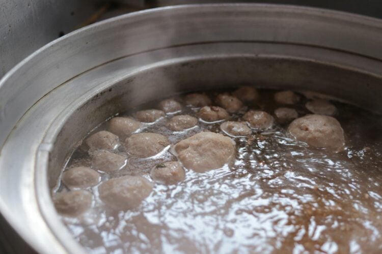 7 Alasan Bakso Malang Gagal Menjadi Primadona di Jogja