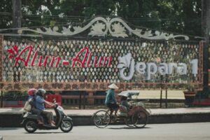 Nestapa Buruh Gaji UMK Jepara: Gaji Habis buat Bayar Cicilan, Dipenuhi Rasa Bersalah