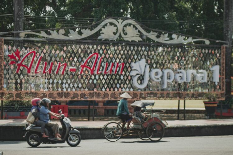 Nestapa Buruh Gaji UMK Jepara: Gaji Habis buat Bayar Cicilan, Dipenuhi Rasa Bersalah