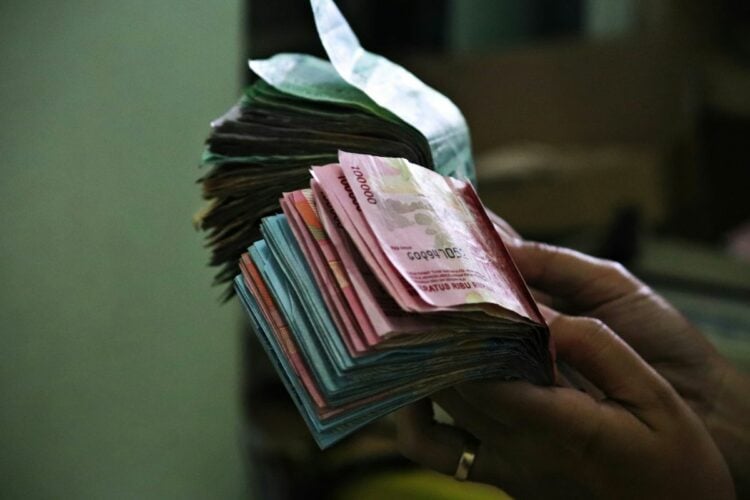 Tugu Keris dan Terminal Sumenep Proyek Buang-buang Uang: Sudah Tak Menarik, Kualitasnya Jelek pula