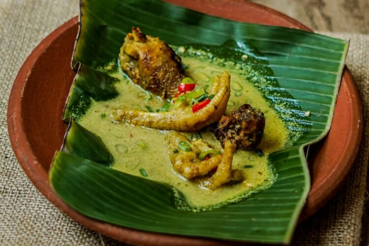 10 Dosa Penjual Ayam Lodho yang Meresahkan dan Merusak Rasa