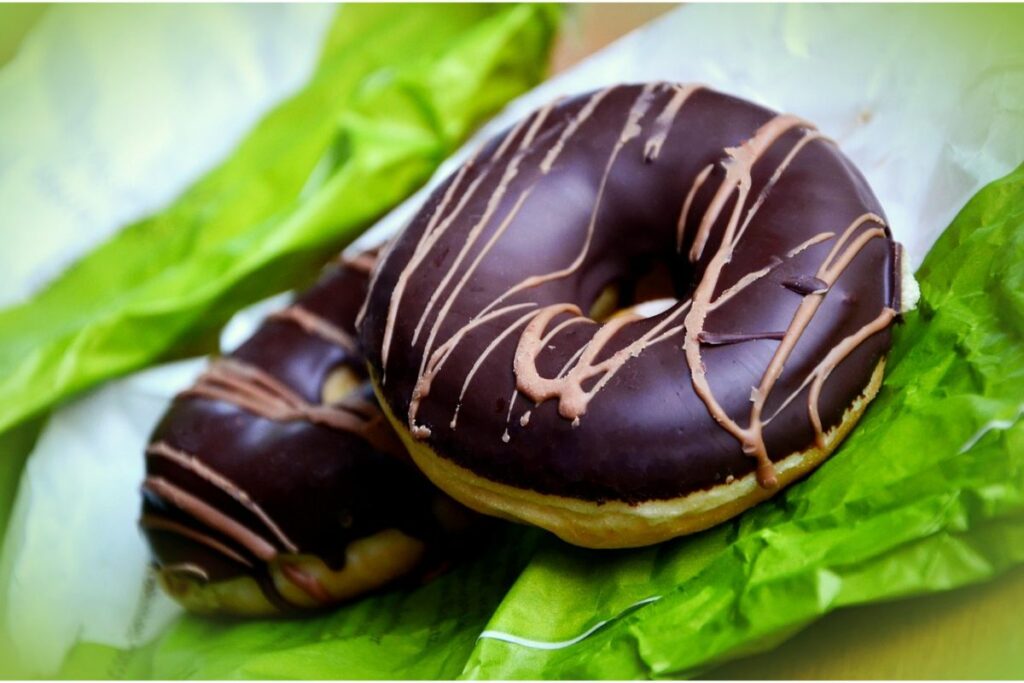 Bisnis Donat Itu Mudah: Alatnya Nggak Ribet, Bahannya Juga Nggak Bakalan Langka, Cuannya Jelas Nggak Bisa Dianggap Sebelah Mata!