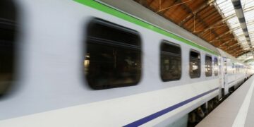 KA Gumarang Ekonomi New Generation: Perjalanan Nyaman Jakarta ke Surabaya dengan Harga Ekonomis