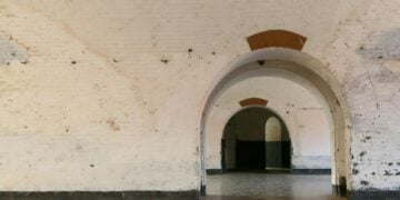 Benteng Van der Wijck Gombong Kini Sebatas Wahana Murahan (Unsplash)