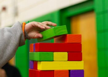 Banting Setir dari Jurusan Manajemen Jadi Guru PAUD, Dianggap Aneh dan Nggak Punya Masa Depan Mojok.co jurusan pgpaud