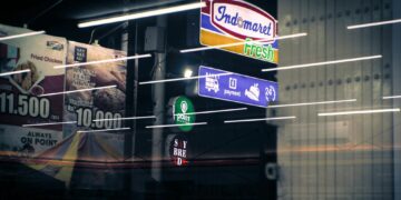 Sisi Gelap Tebus Murah Indomaret: Bukannya Lebih Hemat, Pembeli Malah Makin Boros Mojok.co