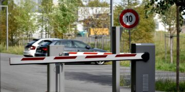 Kalau Kalian Merasa Tidak Berguna, Ingat Masih Ada Smart Gate System UM Malang yang Lebih Sia-sia Mojok.co