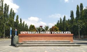 3 Hal yang Wajar di UNY, tapi Nggak Lumrah di UGM maupun Kampus Lain di Jogja